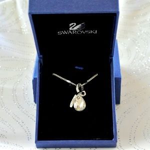 Swarovski Crystal Tear Drop Necklace - new with box